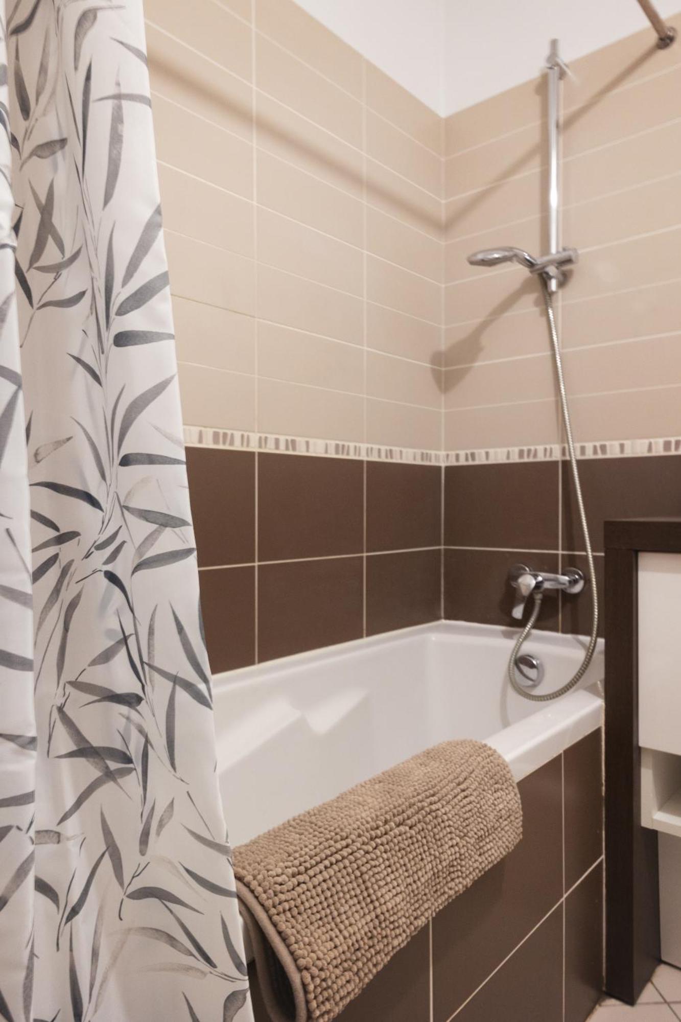 Apartment Appartement Le Joliot Curie 4-6 Personnes A Lyon - Eurexpo - Ldlc Arena - Groupama Stadium - Eurexpo Lyon