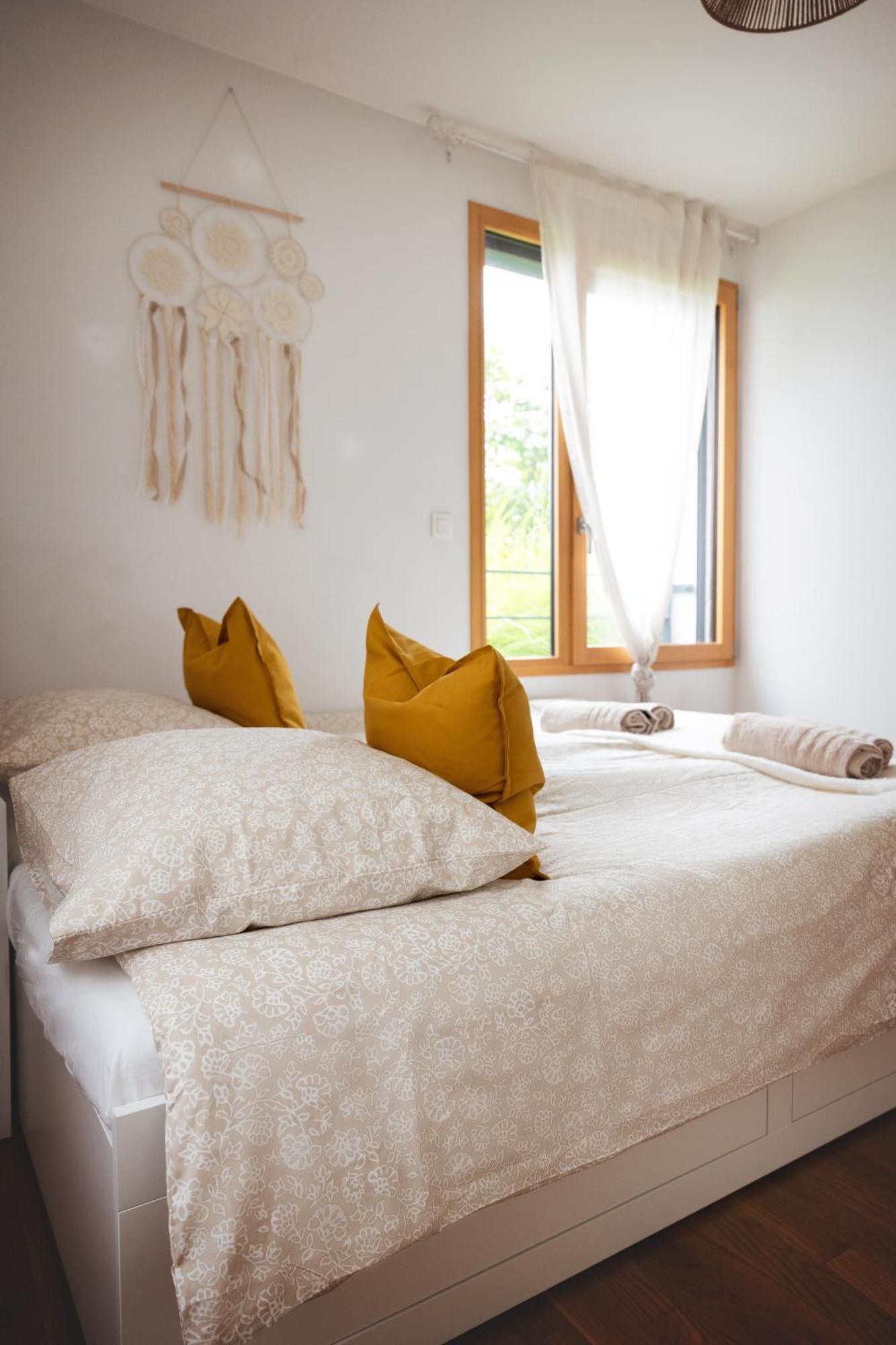 Apartment Appartement Le Joliot Curie 4-6 Personnes A Lyon - Eurexpo - Ldlc Arena - Groupama Stadium - Eurexpo *