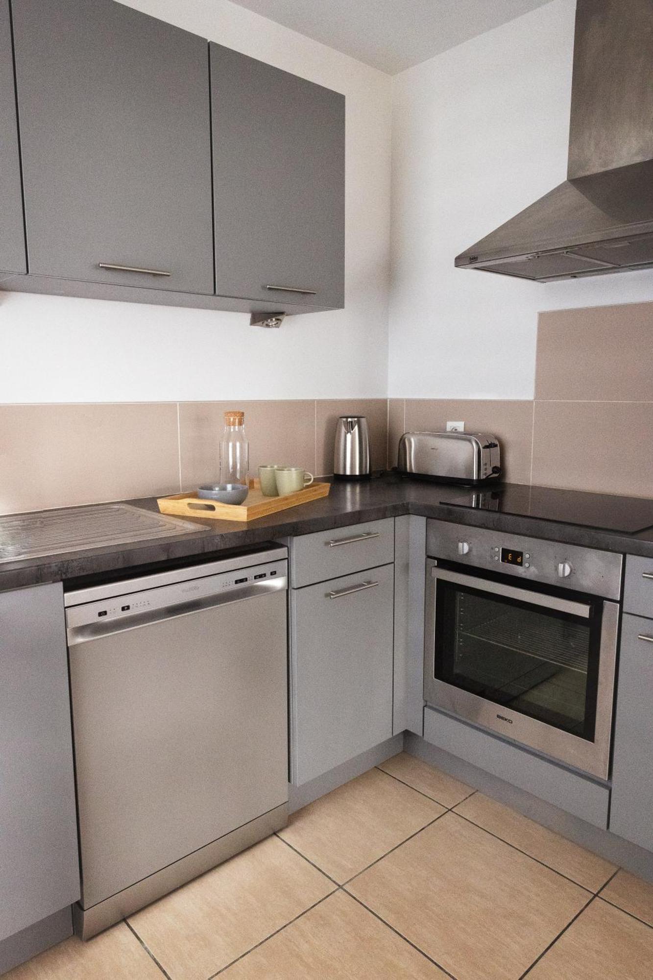 Appartement Le Joliot Curie 4-6 Personnes A Lyon - Eurexpo - Ldlc Arena - Groupama Stadium - Eurexpo